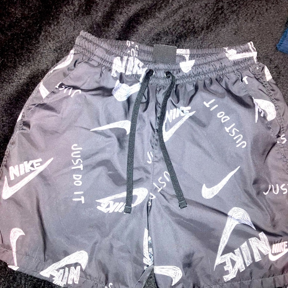4 pairs of nice men’s shorts